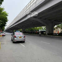 Ô Tô Tránh Đỗ - Lô Góc - Kinh Doanh - Ngõ Thông.