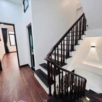 Bán Nhà Xuân Thuỷ 85M, 4 Tầng, Mặt Tiền 6M, Ở Ngay Trung Tâm 3 Bước Ra Phố. Giá Siêu Rẻ Chỉ 13.5 Tỷ