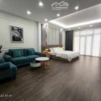 Căn Duy Nhất -- Thang Máy Nhà Tuyệt Đẹp -- Đối Diện La Casta Văn Phú -- Giá Bay Nhanh