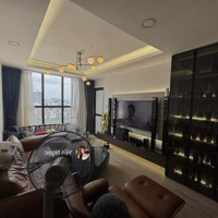 Bán Căn Hộ 3 Phòng Ngủ 2 Vệ Sinh 92M2, Giá Chỉ 8 Tỷ Đầy Đủ Nội Thất Xịn