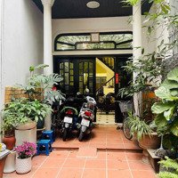 Căn Nhà Nổi Tiếng ! Quận Cầu Giấy Đường Cầu Giấy 78M2 4 Tầng 4.1Mmặt Tiềnô Tô Đỗ Cửa, 24.5 Tỷ.