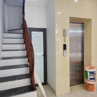 Thang Máy Ô Tô Đỗ Cửa - Gần Phố - Ngõ Thông