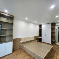 Thang Máy Ô Tô Đỗ Cửa - Gần Phố - Ngõ Thông