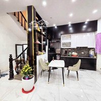 Siêu Hiếm Xuân Thủy Cầu Giấy 42M-5 Tầng - Ngõ Rộng 4M - Dân Xây , Ô Tô Đỗ , Sát Phố , Bán Gấp