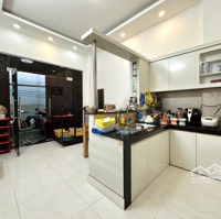 Bán Nhà Trần Quang Khải Phường Tân Định Quận 1
