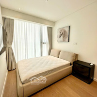 ****Giá Siêu Hời 3,3 Tỷ. 2 Phòng Ngủtại Chcc Melody. Lh Em:0844911777 K Vân ****