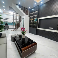 Bán Nhà Dịch Vọng Hậu Cầu Giấy 50M-5 Tầng , Phân Lô, 3 Thoáng ,Ngõ Rộng , Dân Xây , Đủ Nội Thất