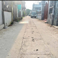 Bán Đất Tặng Nhà C4-Nam Hồng -Đông Anh
Ngõ Thông Oto Chạy Vòng Vòng Diện Tích45M. Sẵn Nhà C4. Với