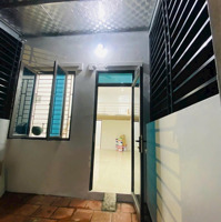 Bán Đất Tặng Nhà C4-Nam Hồng -Đông Anh
Ngõ Thông Oto Chạy Vòng Vòng Diện Tích45M. Sẵn Nhà C4. Với