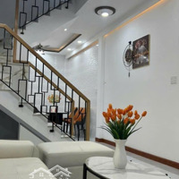Nhà Đẹp 3 Tầng Quận 10Diện Tích37M2 Giá Bán 8,2 Tỷ.