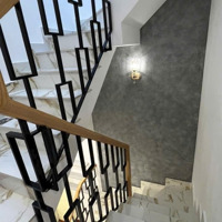 Nhà Đẹp 3 Tầng Quận 10Diện Tích37M2 Giá Bán 8,2 Tỷ.