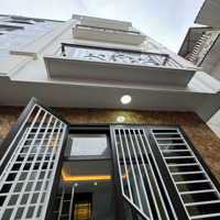 Nhà Phố, Siêu Hiếm,Đại La, 38M X 5 Tầng, Giá Chỉ 8,5T , Thang Máy , 1 Nhà Ra Phố .