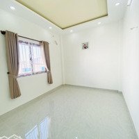 Hẻm Xe Hơi Đổ Cửa, Nhà 3 Tầng Mới Đẹp, Mễ Cốc, 40M2, Nhỉnh 4 Tỷ