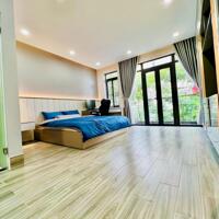 Siêu phẩm 5 lầu mới có T.máy ngang 5m 60m2 vài bước đi siêu thị Emart Phan Huy Ích 9.8 tỷ.