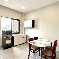 Trống Sẵn Căn Hộ 1 Phòng Ngủ 40M2 Bancol