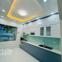 Bán Gấp Siêu Phẩm Nhà Nam Từ Liêm 40M2-5 Tầng- Ô Tô Đỗ Cửa 8 Tỷ