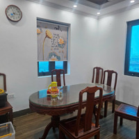 Cần Bán Nhanh Nhà Phố Nguyễn Văn Huyên, Ô Tô Kinh Doanh,Diện Tích75M2, 4 Tầng, Mặt Tiền 8M.