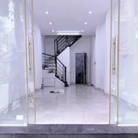 Cho thuê nhà MBKD ngõ ô tô Phố Trường Chinh 4 tầng, 3 ngủ, 16 Triệu