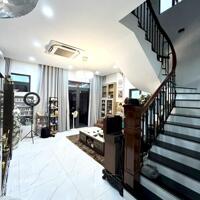 Bán nhà BIỆT THỰ MINI TRUNG TÂM QUẬN 7 – VỊ TRÍ ĐẮC ĐỊA, TIỀM NĂNG – GIÁ CHỈ 14.9 TỶ _ MẶT TIỀN GẦN 7.5M