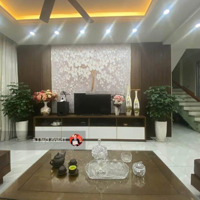Bán Biệt Thự 3,5 Tầng 150M2 Tại Khu Nghỉ Dưỡng Đồi Flc Trung Tâm Cột 3 - Cột 5 Tp. Hạ Long