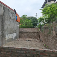 Hiếm Chỉ Tròn 3 Tỷ - Đất Thượng Cát- Xây Ở Vừa Tiền- Sát Chợ Kẻ- Sân Bóng Thượng Cát !