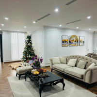 Bán Gấp Căn Góc 4 Phòng Ngủ- 180M2 - E4 Yên Hoà, Cầu Giấy. Tầng Trung 3 Mặt Thoáng, Full Nội Thất