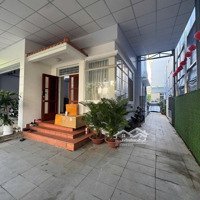 Cho Thuê Biệt Thự Phú Mỹ Hưng, Q7 8X20 3 Lầu Giá Bán 50 Triệu