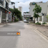 Đất Đấu Giá Thạch Bàn, Mặt Ngõ 561 Bát Khối, Phân Lô Vỉa Hè, Dân Cư Đông Đúc 75M2 Chỉ 14 Tỷ