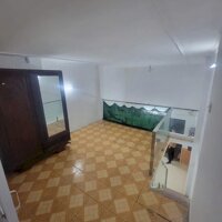 Cho thuê nhà ngõ 377 Phố Định Công, 35m2, 3 tầng KD Spa nhỏ, nail kết hợp ở, 8 Triệu