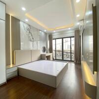 Cho thuê nhà Lô góc + mới ngõ 143 Nguyễn Chính 5 tầng x 33m2, 4 ngủ, 15 Triệu (có thương lượng)
