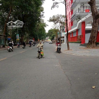 Bán Nhà Ngọc Lâm,50M,Kinh Doanh Đa Dạng,Trước Nhà Ô Tô Tránh,Nội Thất Sang Sịn,13Xty