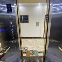 Thang Máy - Oto Ngủ Trong Nhà - Lô Góc