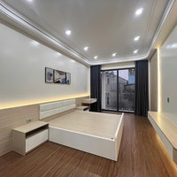Bán Nhà Cổ Linh - 7 Tầng Thang Máy - 1 Nhà Ra Phố - Vị Trí Vip Diện Tích: 38M² Mặt Tiền: 5.2M