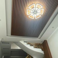 Bán Nhà 3 Tầng Mặt Tiền Đường Trương Định , Vị Trí Thông Biển Đang Cho Thuê 17 Triệu/Th Sẵn Dòng Tiền .