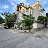 Bán Gấp Đất Đẹp Phố Việt Hưng - 115M - Ngõ Thông - Ô Tô Vào Nhà Chỉ 12.8 Tỷ