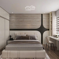Đê La Thành, Ba Đình.diện Tích27/30M² X 5 Tầng,Mặt Tiền6,3M, Giá Bán 7,4 Tỷ. Ngõ Nông Rộng, Thoáng Sáng.