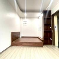 Bán nhà Lạc Long Quân, Cầu Giấy 19.8m2, 6T thang máy, mặt tiền 4.6m chỉ 5.9 tỷ