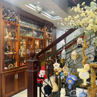 Bán Nhà Mặt Tiền Chử Đồng Tử, Khu Vực Tiếp Xúc Đường Cmt8 Sầm Uất, Phường 7, Quận Tân Bình