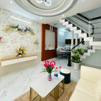 Bán Gấp Nhà Đ. Bến Vấn Đồn, P6, Quận 4, Sổ Hồng Chính Chủ 64M2 (4,5M X 14) Giá Bán 4,18 Tỷ Bao Sang Tên