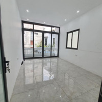 Khâm Thiên, Đống Đa.diện Tích61,3/75M² X 4 Tầng,Mặt Tiền4,3M, Giá Bán 7,35 Tỷ, Cách Mặt Phố 30M.
