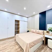 Cần bán nhà 3 tầng kiệt oto đường Lê Độ , giá sập hầm chỉ hơn 4 tỷ.