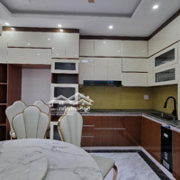 Ngô Quyền--3 Tầng--Ở Ngay----Giá Hoa Hậu---7,8 Tỷ