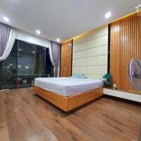  SỞ HỮU NHÀ 5 TẦNG LÁNG HẠ, MỚI XÂY, MẶT TIỀN 5M, CHỈ 7.3 TỶ!