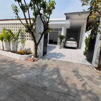 Bán Biệt Thự MiNi Phạm Thị Giây,210m2, ngang khủng gần 9m, Xe hơi ngủ trong nhà.