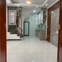 Bán Nhà Riêng 35M2, 4,5 Tỷ, 5 Tầng,Mặt Tiền4M, Phường Phúc Lợi, Long Biên, Hà Nội, Đẹp, Nhiều Tiện Ích