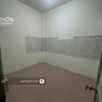 Cho Thuê Nhà Riêng 4 Phòng Ngủ 2 Vệ Sinh 45M2, 5 Triệu, Tại Quốc Lộ 50, Bình Hưng, Bình Chánh Liên Hệ: 0933888725
