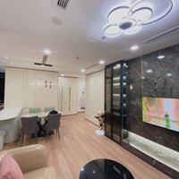 Cho Thuê Căn Hộ 2Pndiện Tíchlớn Nhất Eco Green Q7 / Full Nội Thất Luxury Cao Cấp, Giá Chỉ 22 Triệu/ Tháng