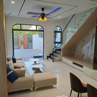 Không Có Căn Thứ 2, Nhà Định Hòa, Thủ Dầu Một,Mặt Tiền5M, Thiết Kế Siêu Đẹp, Nhìn Là Mê Ngay