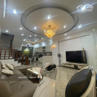 Bán Nhà Gốc Dân Hồ Sen Ô Tô Đỗ Tận Cửa Ngày Đêm Vị Trí Đẹp