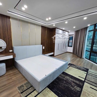 Nguyễn Văn Cừ - Ngọc Lâm 48M2-7Tầng- Nhỉnh 13, Tỷ -Thang Máy-Ô Tô Ngủ Trong Nhà -Tặng Full Nội Thất